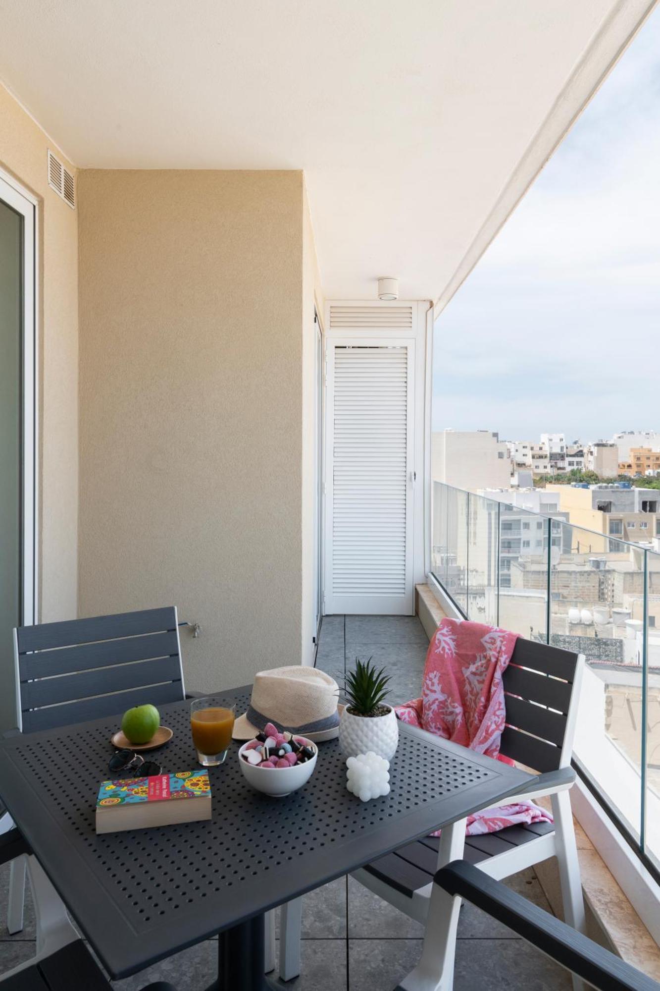 Staymela Apartments - Kappara ภายนอก รูปภาพ