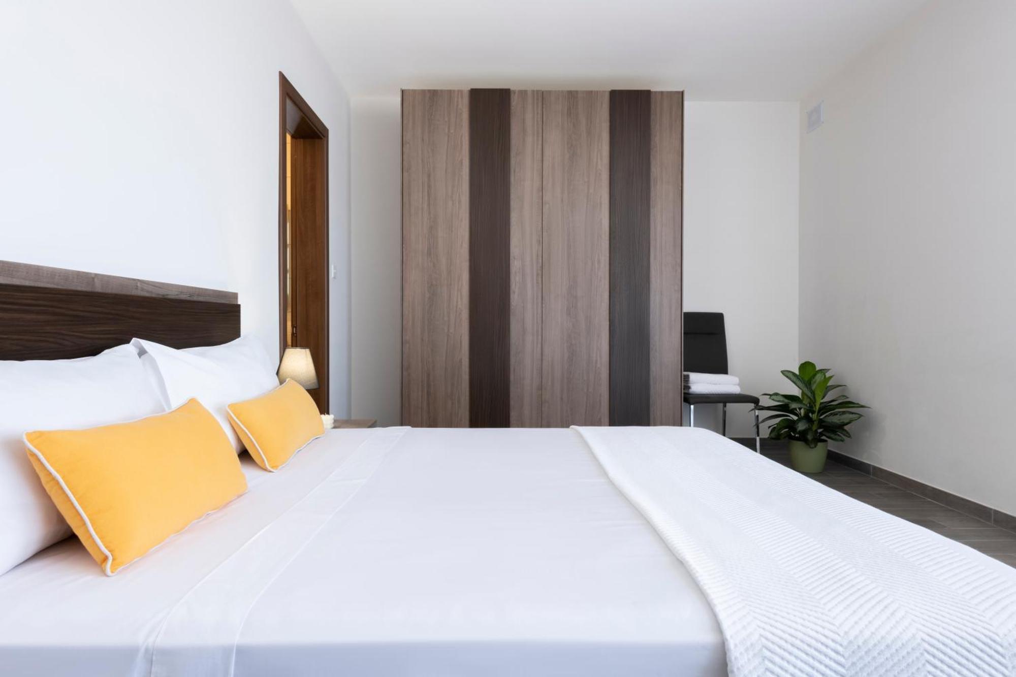 Staymela Apartments - Kappara ภายนอก รูปภาพ